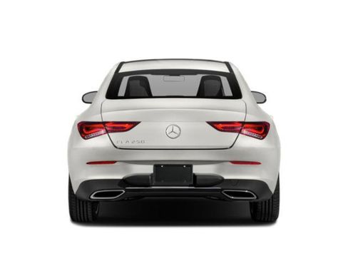 Used 2020 Mercedes-Benz CLA 250 4MATIC image 5