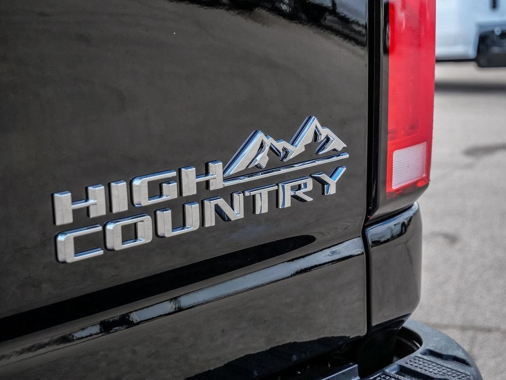 New 2026 Chevrolet Silverado 2500 High Country w/ Technology Package AWD/4WD image 14