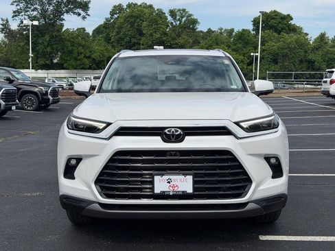 Certified 2026 Toyota Grand Highlander AWD image 11