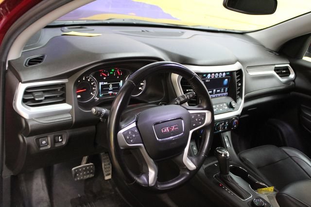 Used 2019 GMC Acadia SLT w/ LPO, Black Accent Package AWD/4WD image 14