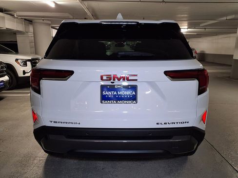 New 2026 GMC Terrain Elevation image 9