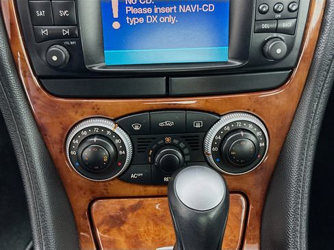 Used 2004 Mercedes-Benz SL 500 image 21