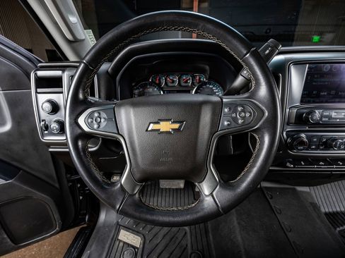 Used 2018 Chevrolet Silverado 1500 LT w/ Texas Edition image 19