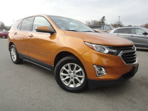 Used 2018 Chevrolet Equinox LT AWD/4WD image 3