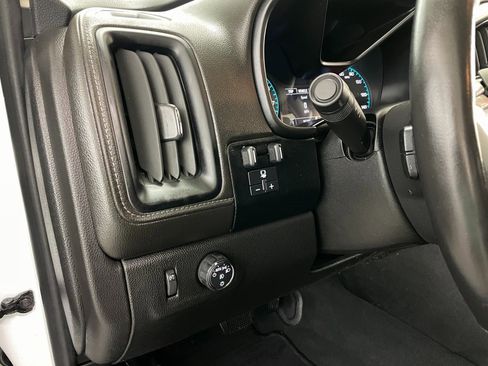 Certified 2022 GMC Canyon Elevation w/ Trailering Package image 26