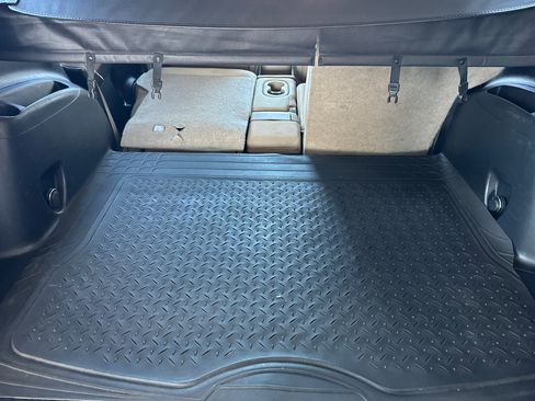 Used 2011 Toyota RAV4 4WD w/ Base L4 Extra Value Pkg image 15