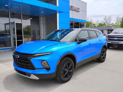 Used 2024 Chevrolet Blazer LT w/ Convenience Package FWD image 10