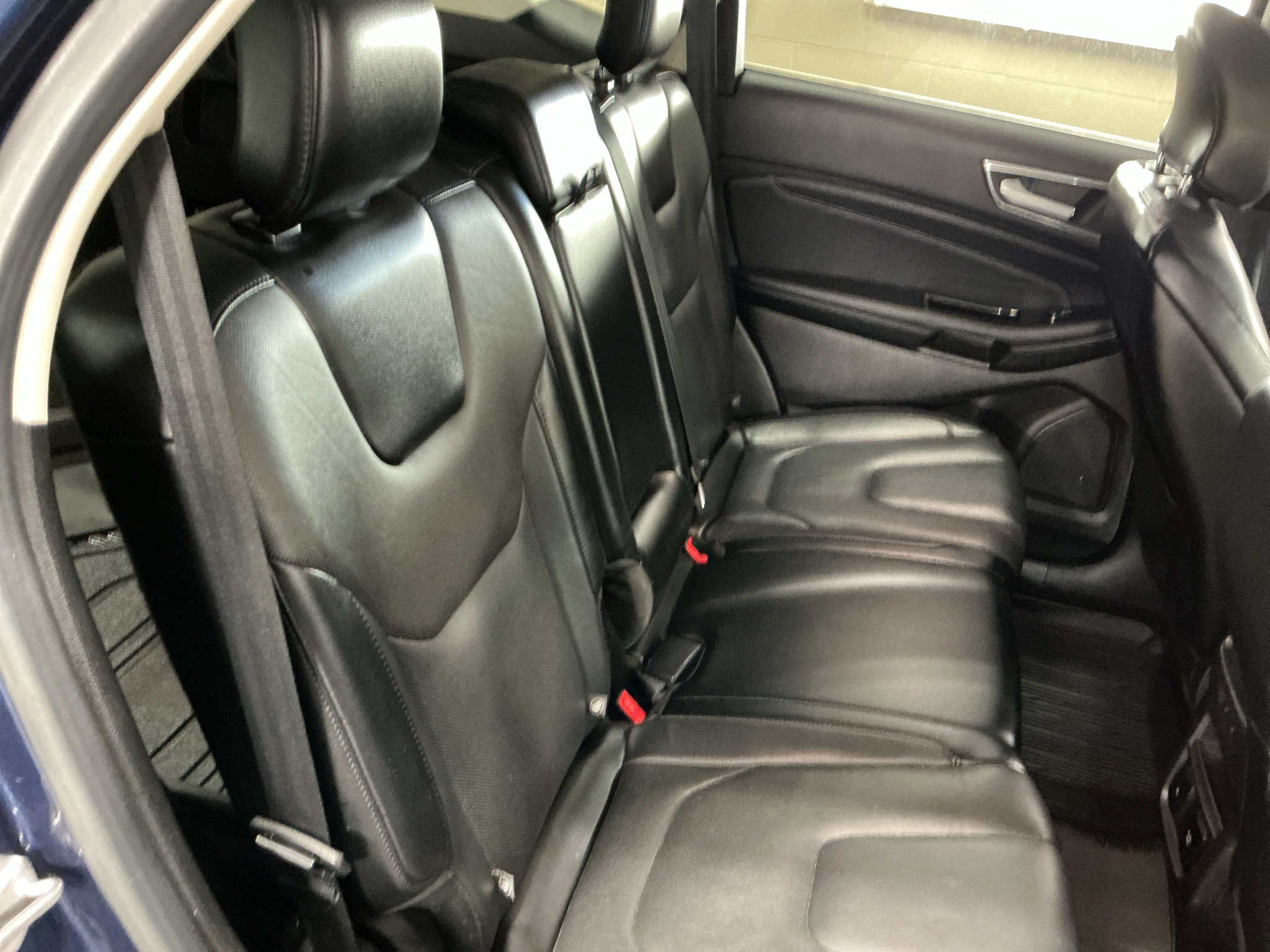 Used 2017 Ford Edge Titanium w/ Equipment Group 301A AWD/4WD image 13