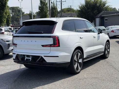 New 2025 Volvo EX90 Plus AWD/4WD image 18