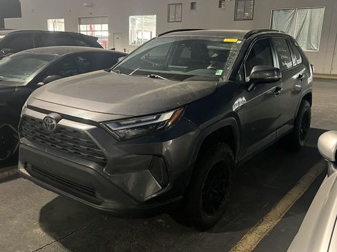 Used 2023 Toyota RAV4 XLE w/ Convenience Package image 2