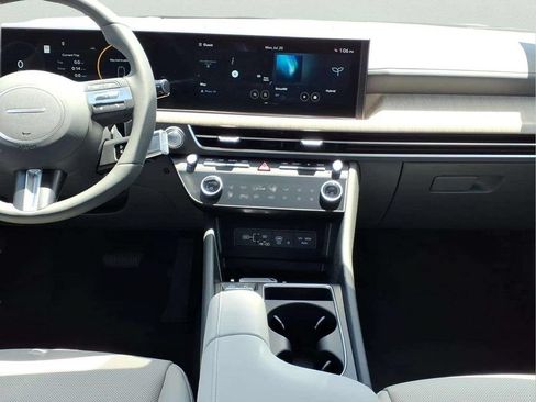 New 2026 Hyundai Sonata Limited FWD image 11