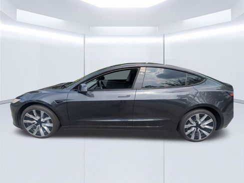 Used 2025 Tesla Model 3 Long Range RWD image 6