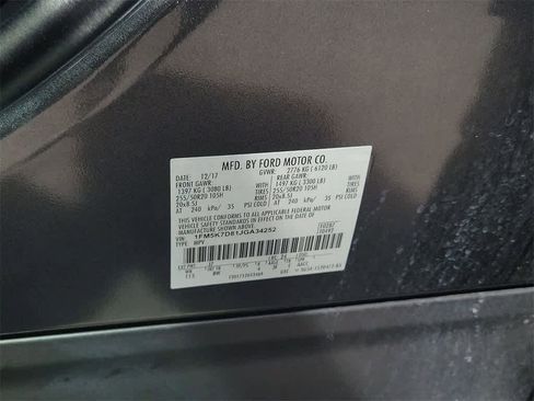Used 2018 Ford Explorer XLT w/ Equipment Group 202A image 17