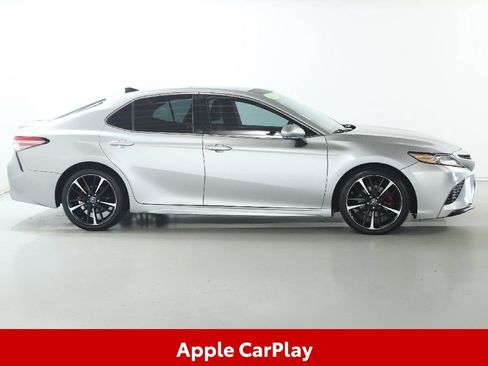Used 2018 Toyota Camry XSE FWD image 12