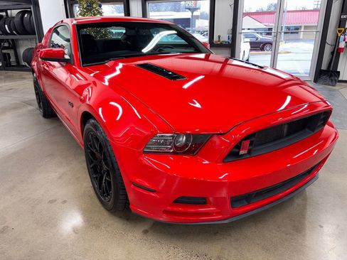 Used 2014 Ford Mustang GT w/ Equipment Group 301A image 20