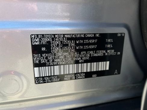 Used 2019 Toyota RAV4 LE w/ All Weather Liner Package AWD/4WD image 17
