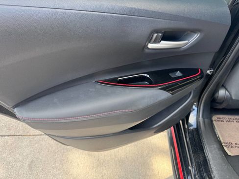 Used 2023 Toyota Corolla SE image 17