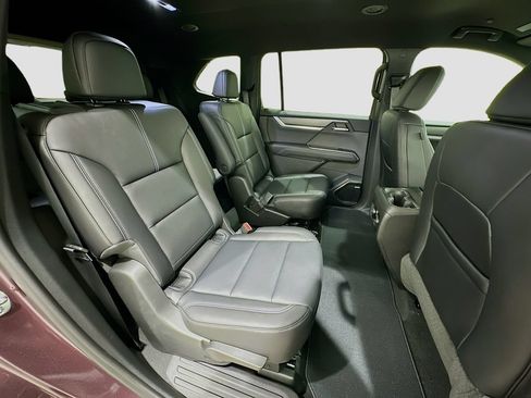 Used 2026 GMC Acadia Elevation w/ Black Edition FWD image 29