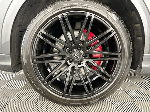 Used 2021 Audi Q8 Premium Plus w/ Premium Plus Package AWD/4WD image 38