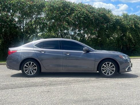 Used 2019 Acura TLX w/ Technology Package FWD image 8