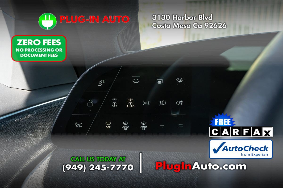 Used 2024 Lucid Air Pure RWD image 20