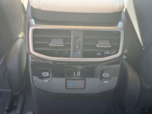 Used 2023 Lexus RX 350h w/ Accessory Package (Z1) AWD/4WD image 17