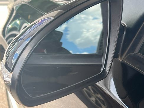 Used 2016 Kia Optima EX w/ Premium Package image 12