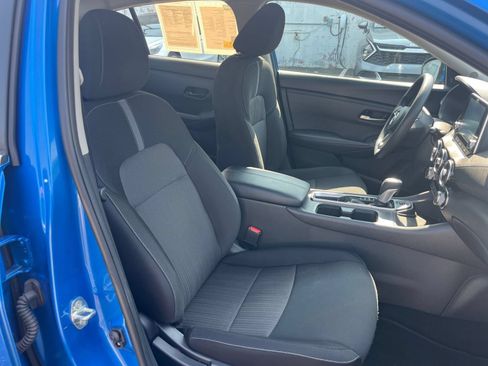 Used 2025 Nissan Sentra SV FWD image 35