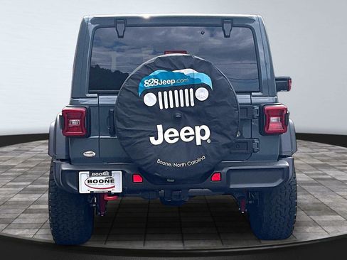 New 2026 Jeep Wrangler Unlimited Rubicon w/ Xtreme 35 Tire Package AWD/4WD image 4
