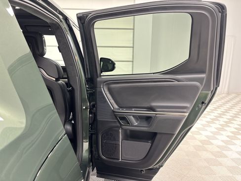 Used 2023 Rivian R1T Adventure AWD/4WD image 19