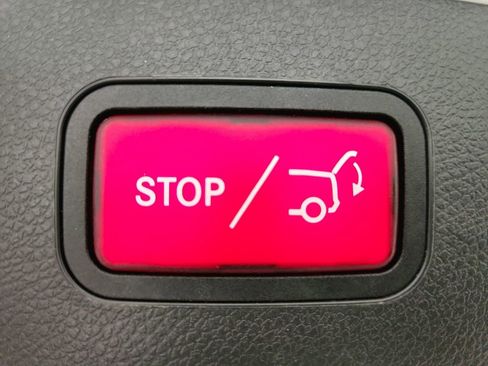 Used 2018 Mercedes-Benz GLA 250 image 28