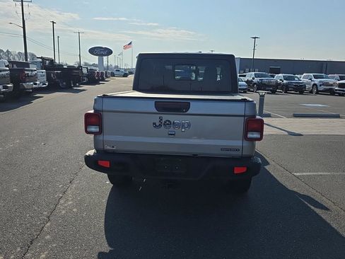 Used 2020 Jeep Gladiator Sport w/ Quick Order Package 24S image 7