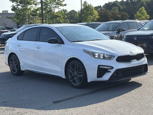 Used 2021 Kia Forte GT-Line w/ GT-Line Premium Package FWD image 7