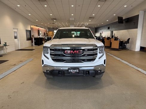 New 2026 GMC Sierra 1500 SLT w/ SLT Premium Plus Package image 3