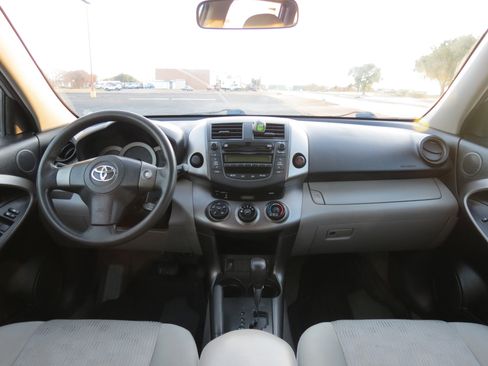 Used 2009 Toyota RAV4 2WD image 11
