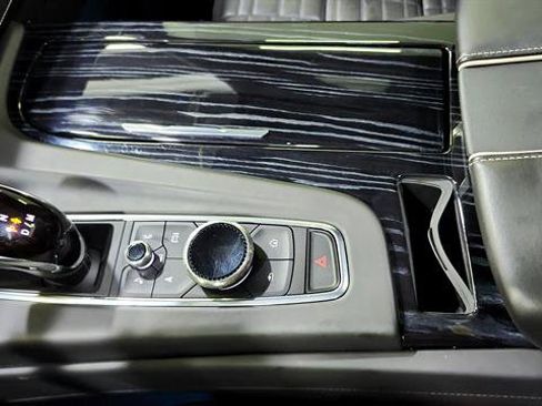 Used 2023 Cadillac Escalade V AWD/4WD image 17