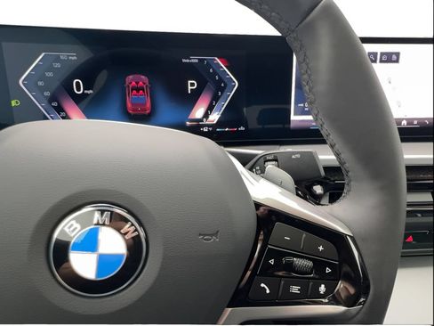 Used 2025 BMW 230i Coupe RWD image 40
