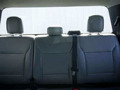 Used 2021 Ford F150 XL w/ Trailer Tow Package image 32