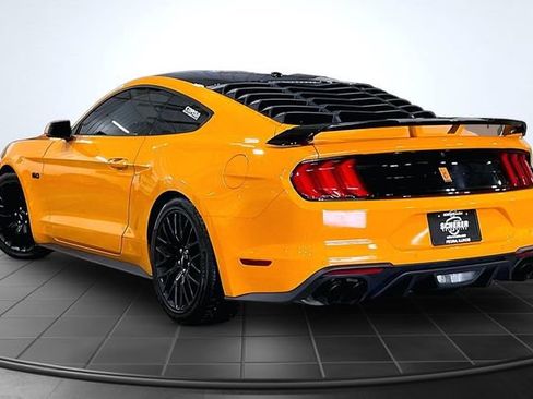 Used 2018 Ford Mustang GT Premium w/ GT Performance Package RWD image 13