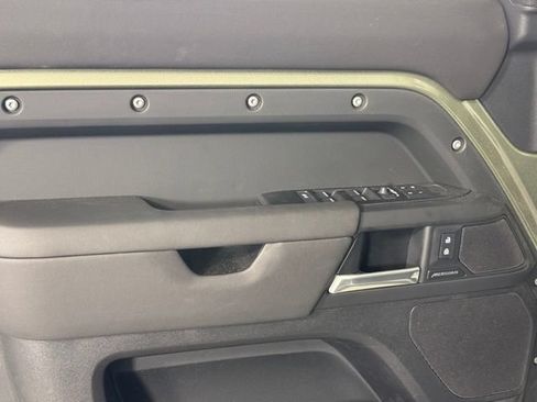 Used 2025 Land Rover Defender 110 S AWD/4WD image 15