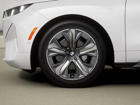 New 2026 BMW iX xDrive45 image 7