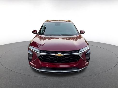 Used 2025 Chevrolet Trax LT image 4