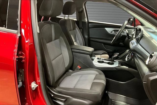 Certified 2024 Chevrolet Blazer LT w/ Convenience Package FWD image 29