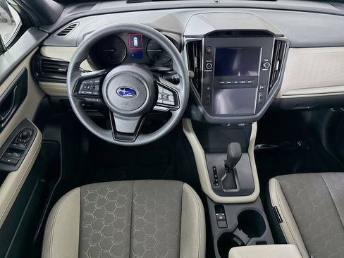 Used 2025 Subaru Forester w/ Convenience Package #1 AWD/4WD image 4