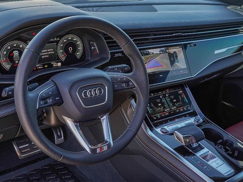 Used 2024 Audi SQ8 Prestige image 17