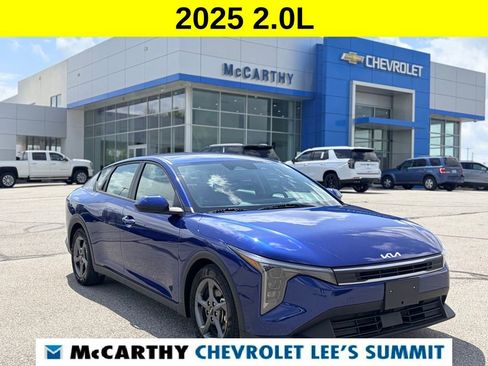 Used 2025 Kia K4 FWD image 1