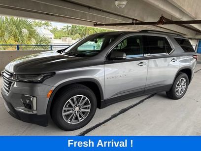 Used 2023 Chevrolet Traverse LT
