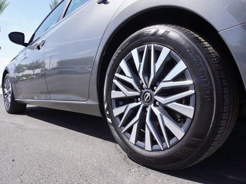 Certified 2025 Nissan Altima 2.5 SV FWD image 6