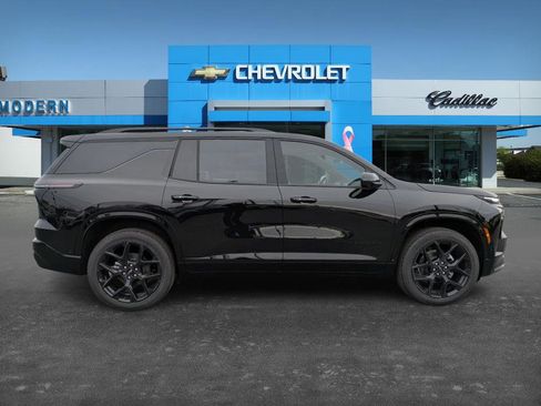 New 2026 Chevrolet Traverse RS image 4