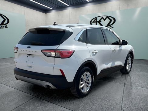 Used 2021 Ford Escape SE w/ Convenience Package FWD image 3